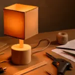 Lampada da tavolo fai da te con materiali semplici: ottieni una luce calda e stile personalizzato